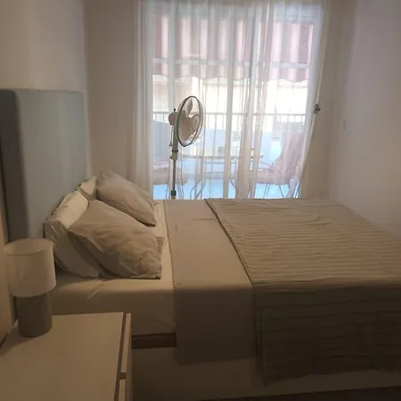 Eliza 3 Bedroom Modern Apartament Torrevieja