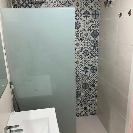 Eliza 3 Bedroom Modern Apartment